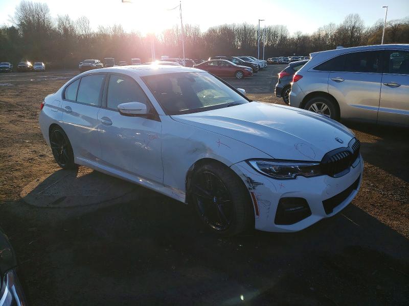 Photo 4 from auction – 2021 BMW 330XI with VIN 3MW5R7J08M8B53902