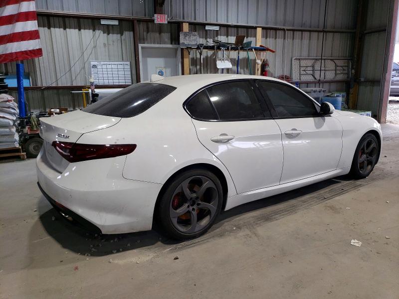 Photo 3 from auction – 2017 ALFA ROMEO GIULIA TI with VIN ZARFAECN0H7536323