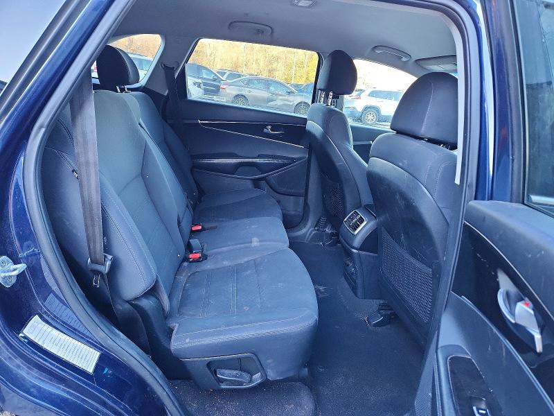 Photo 11 from auction – 2018 KIA SORENTO with VIN 5XYPGDA58JG352170