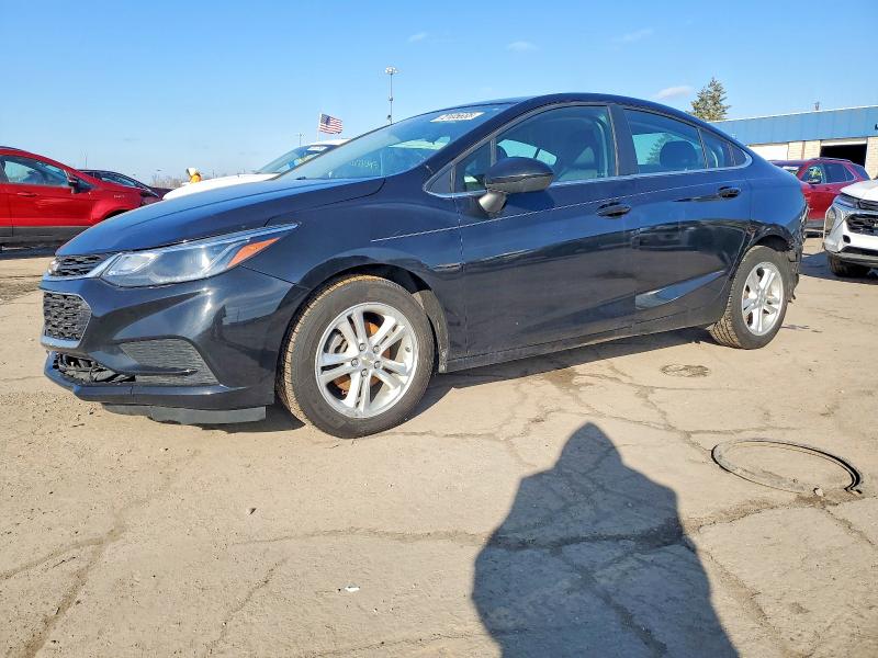 CHEVROLET CRUZE 2018 with VIN 1G1BE5SM8J7195693 - Photo from auction