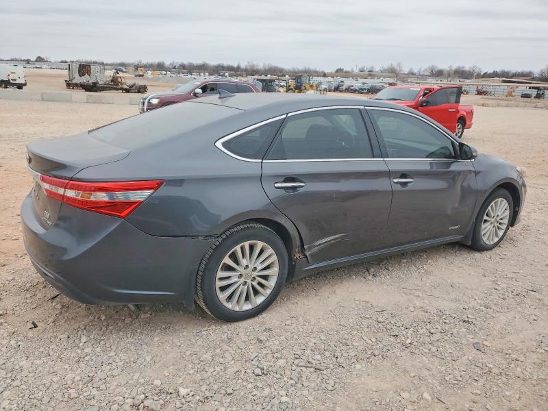 Photo 3 from auction – 2013 TOYOTA AVALON HYB with VIN 4T1BD1EB2DU008155