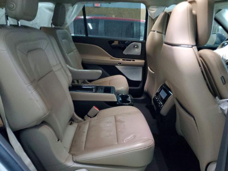 Photo 11 from auction – 2020 LINCOLN AVIATOR with VIN 5LM5J7XC6LGL24358