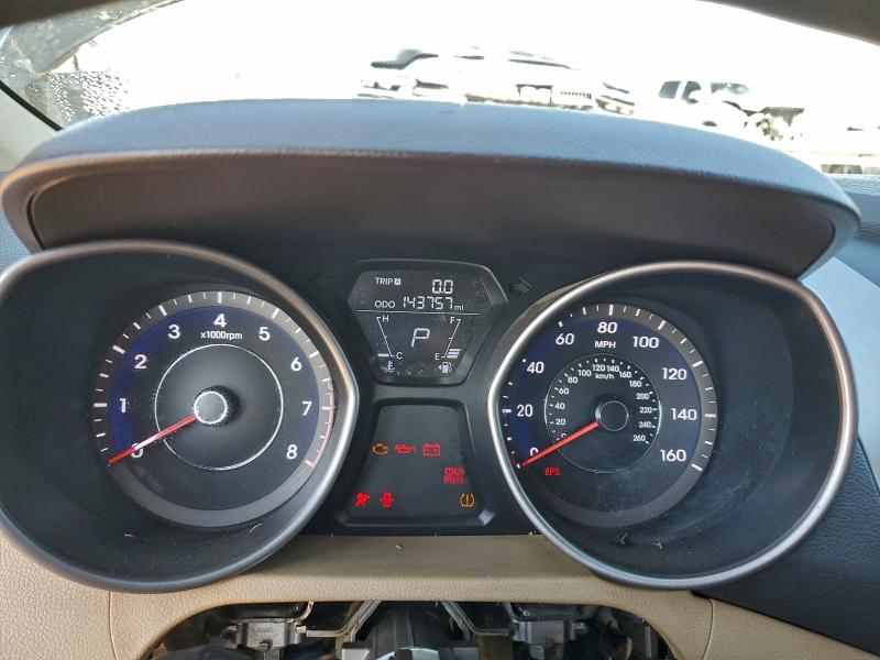 Photo 9 from auction – 2012 HYUNDAI ELANTRA GL with VIN 5NPDH4AE3CH088304
