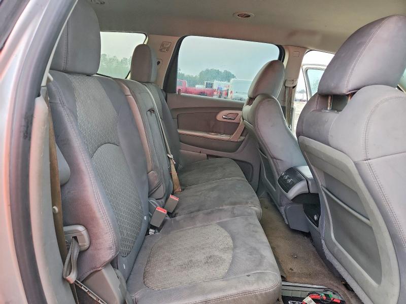 Photo 11 from auction – 2012 CHEVROLET TRAVERSE L with VIN 1GNKRFED3CJ230747