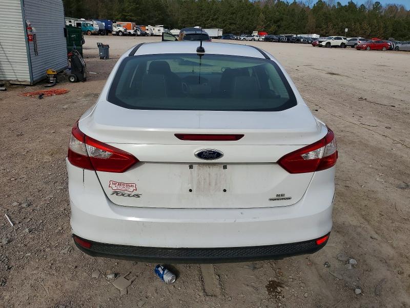 Photo 6 from auction – 2014 FORD FOCUS SE with VIN 1FADP3F27EL454944
