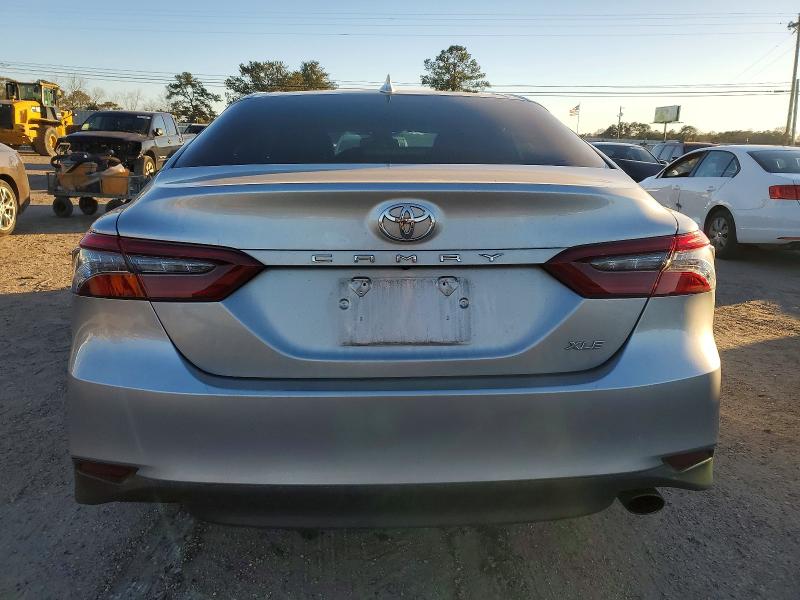 Photo 6 from auction – 2024 TOYOTA CAMRY with VIN 4T1F11AK8RU886258