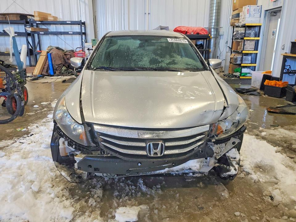 Photo 5 from auction – 2011 HONDA ACCORD with VIN 1HGCP2F60BA103434
