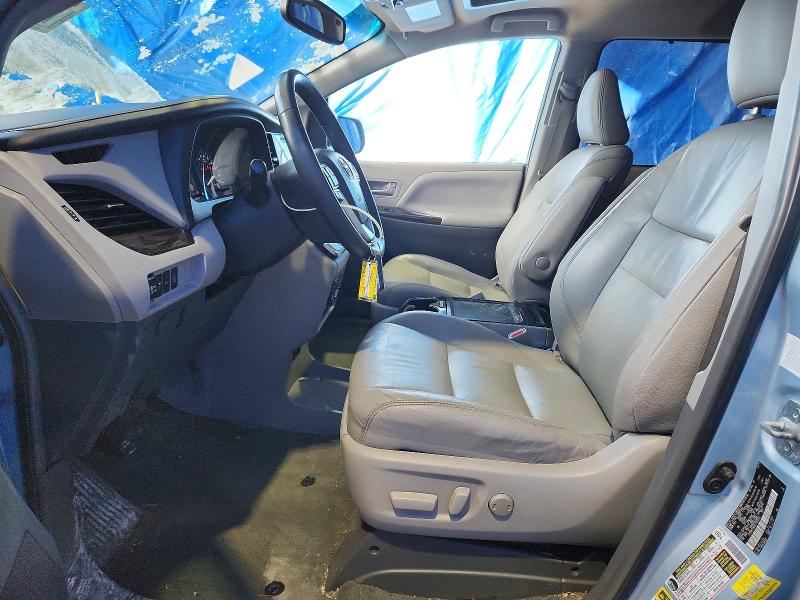 Photo 7 from auction – 2015 TOYOTA SIENNA with VIN 5TDDK3DC8FS103822