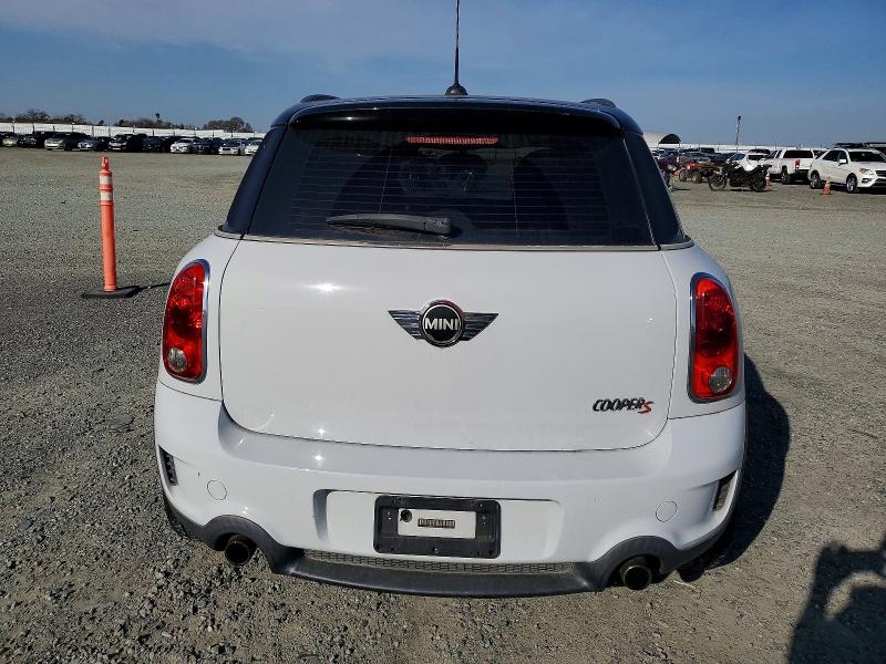Photo 6 from auction – 2011 MINI COOPER COU with VIN WMWZC5C58BWH99142