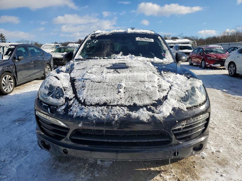 Photo 5 from auction – 2012 PORSCHE CAYENNE with VIN WP1AA2A29CLA04157