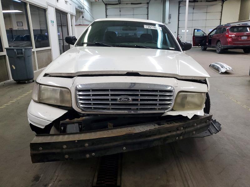 Photo 5 from auction – 2009 FORD CROWN VICT with VIN 2FAHP71V29X128567