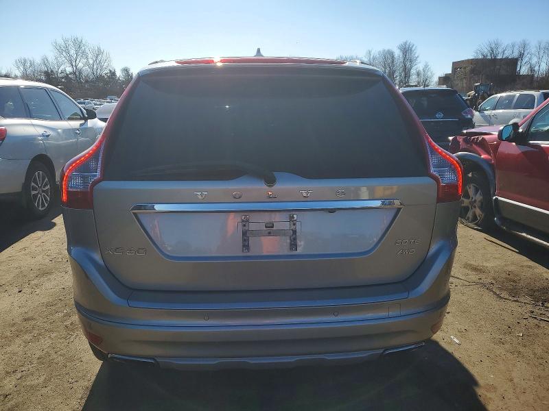 Фото 6 с аукциона – 2016 VOLVO XC60 с VIN YV4902RM0G2779436