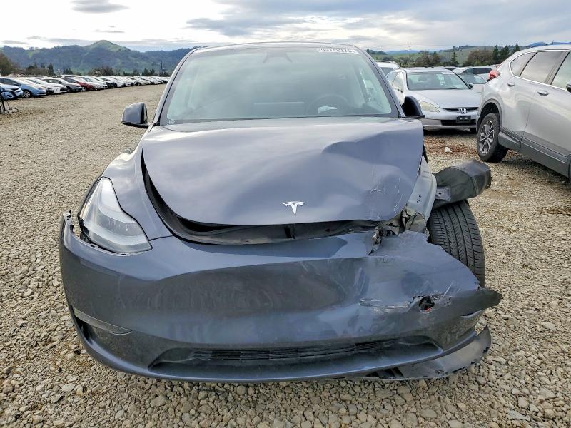 Photo 5 from auction – 2023 TESLA MODEL Y with VIN 7SAYGDEF2PF922044