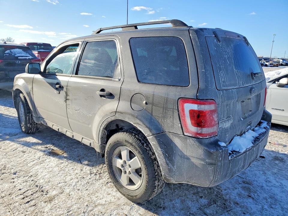 Photo 2 from auction – 2011 FORD ESCAPE XLT with VIN 1FMCU9D78BKA54761