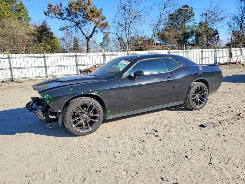DODGE CHALLENGER 2016 with VIN 2C3CDZAG0GH352877 - Photo from auction