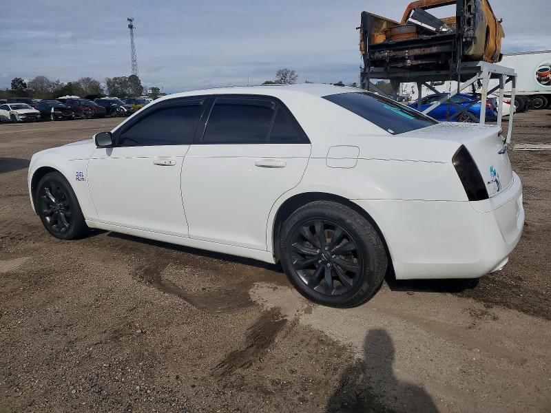 Photo 2 from auction – 2014 CHRYSLER 300 S with VIN 2C3CCAGG8EH374358