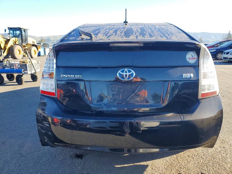 صورة رقم 6 من المزاد - 2011 TOYOTA PRIUS مع VIN JTDKN3DU8B0268404