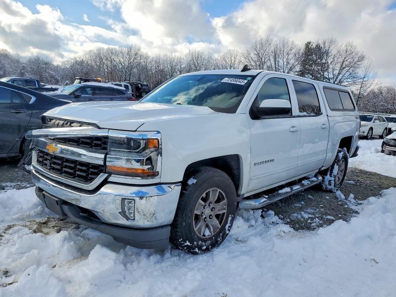 CHEVROLET SILVERADO 2018 with VIN 3GCUKREC8JG102372 - Photo from auction