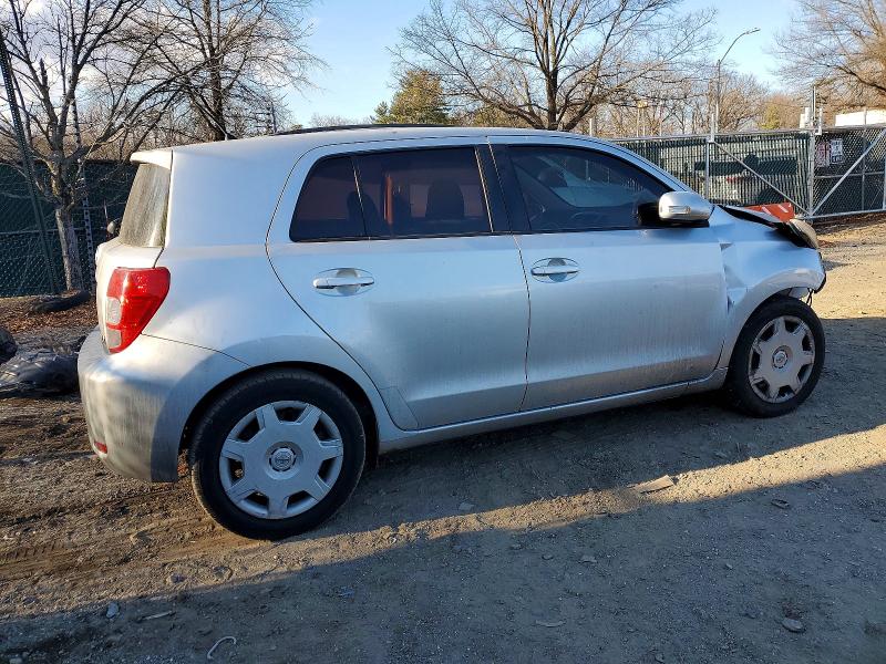 Photo 3 from auction – 2010 TOYOTA SCION XD with VIN JTKKU4B48AJ057149