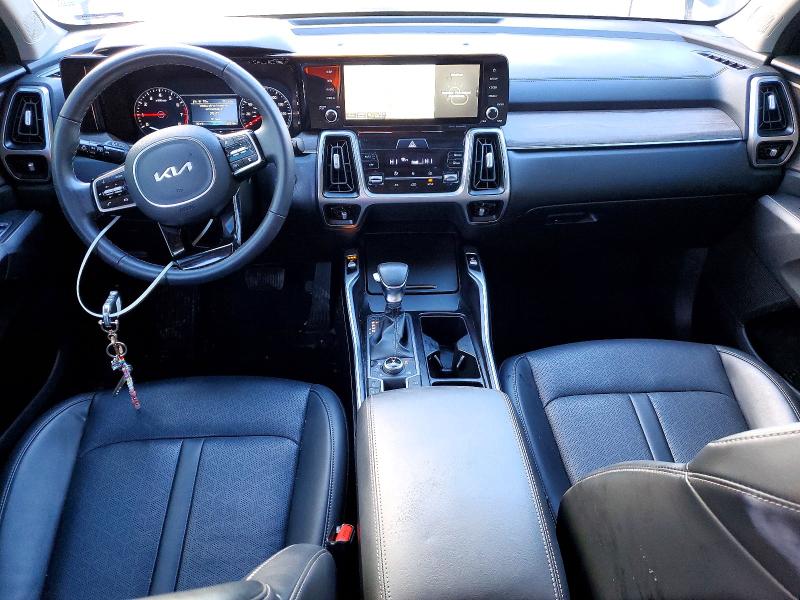 Photo 8 from auction – 2022 KIA SORENTO EX with VIN 5XYRHDLF8NG113316