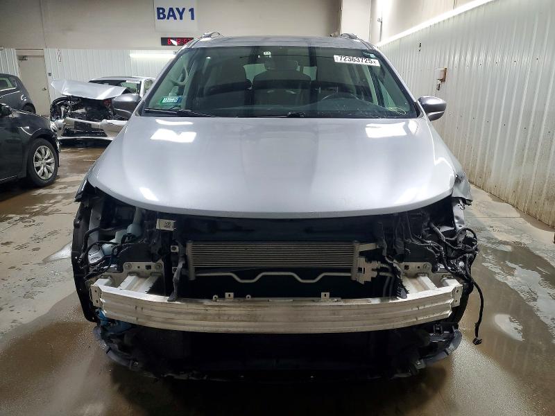 Photo 5 from auction – 2019 CHRYSLER PACIFICA T with VIN 2C4RC1BG1KR720060