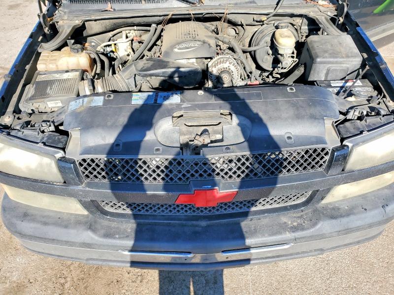 Photo 11 from auction – 2005 CHEVROLET SILVERADO with VIN 2GCEC13T651402447