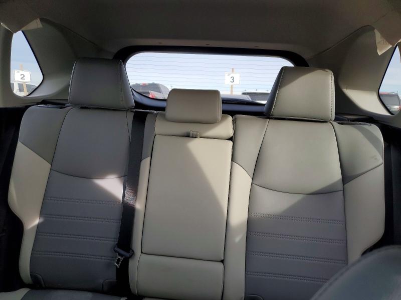 Photo 10 from auction – 2021 TOYOTA RAV4 XLE P with VIN 2T3C1RFV3MW124007