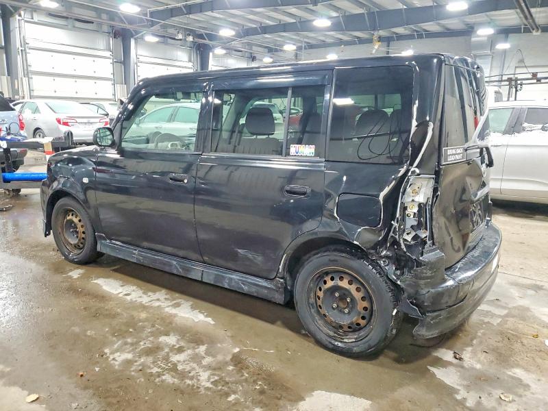 Photo 2 from auction – 2005 TOYOTA SCION XB with VIN JTLKT324550212664
