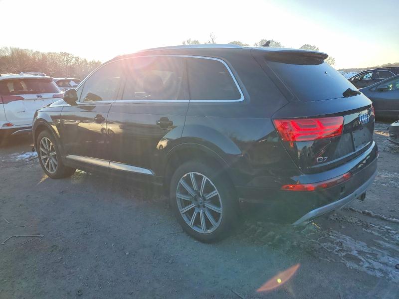 Photo 2 from auction – 2019 AUDI Q7 PREMIUM with VIN WA1LAAF78KD012715