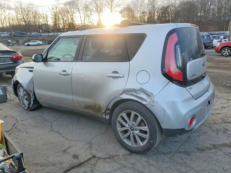 Photo 2 from auction – 2017 KIA SOUL + with VIN KNDJP3A53H7413786