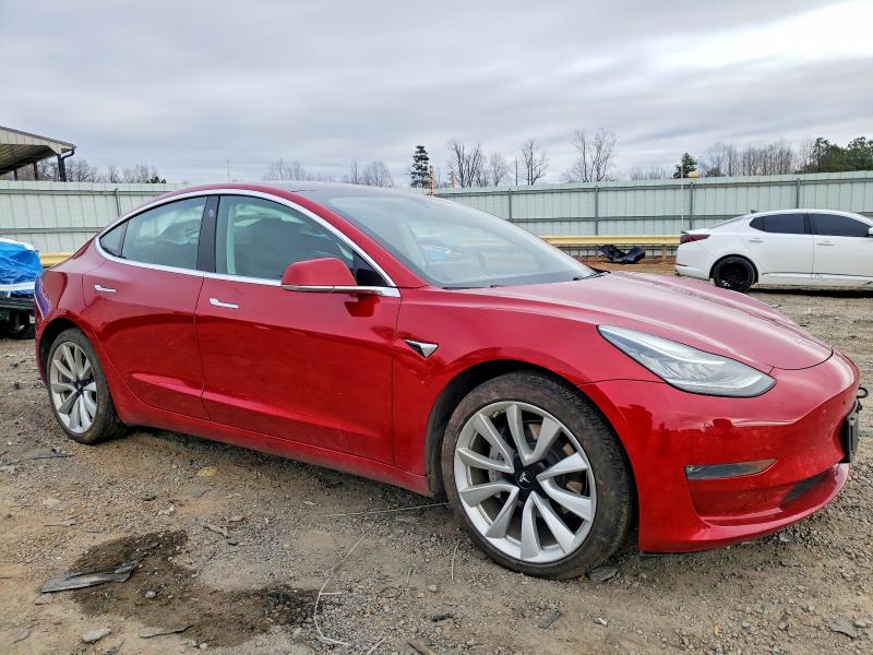 Zdjęcie 4 z aukcji – 2018 TESLA MODEL 3 z VIN 5YJ3E1EB1JF065408