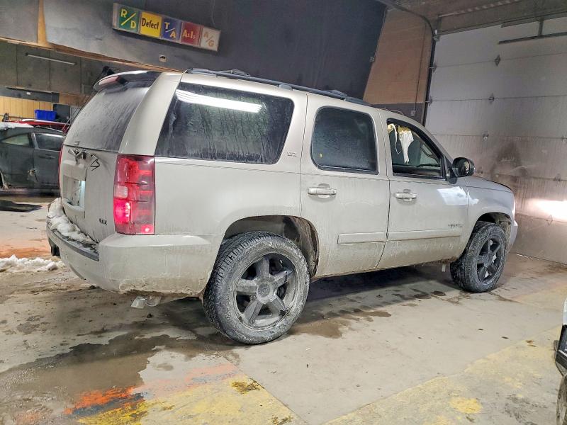 Photo 3 from auction – 2007 CHEVROLET TAHOE K150 with VIN 1GNFK13007R417752