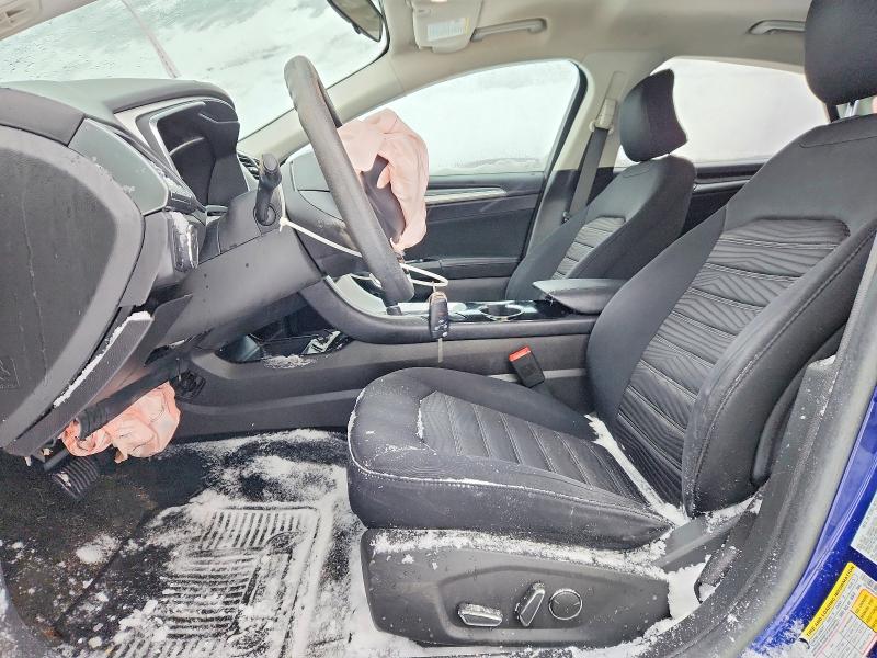 Photo 7 from auction – 2016 FORD FUSION with VIN 3FA6P0H79GR201192