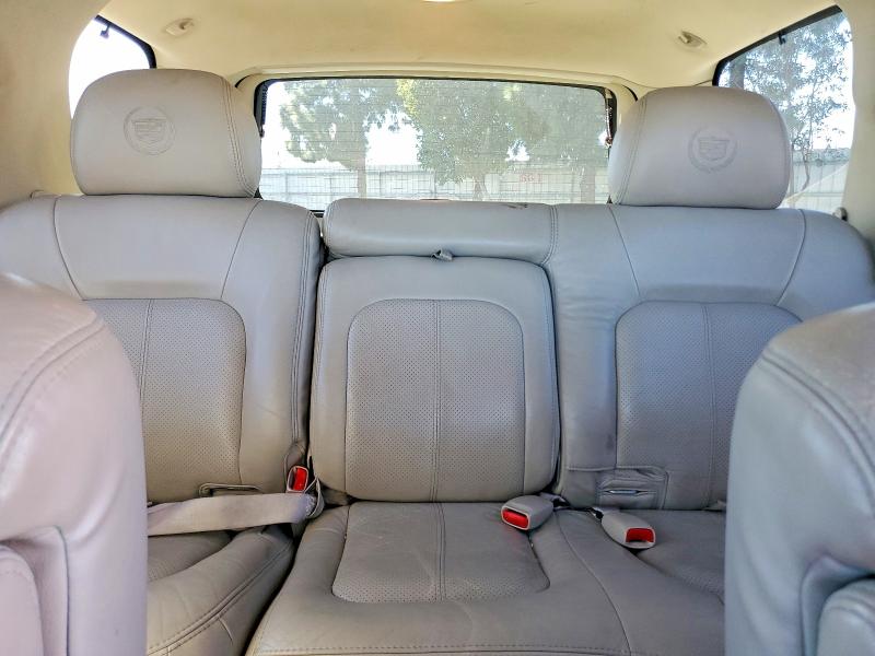 Photo 10 from auction – 2002 CADILLAC ESCALADE L with VIN 1GYEK63N22R300447