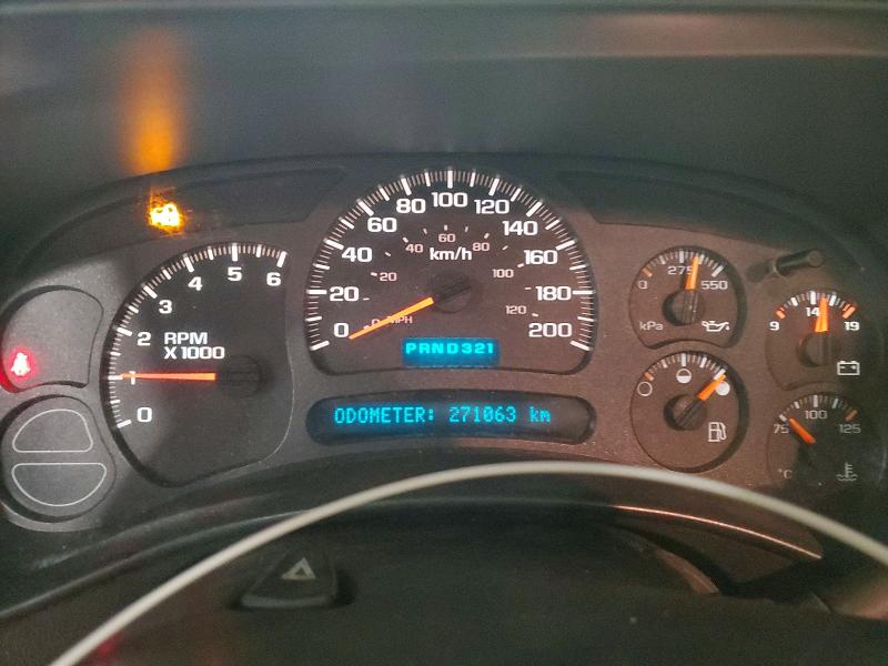 Photo 9 from auction – 2004 CHEVROLET SILVERADO with VIN 1GCEC14V74Z251544