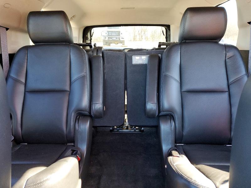 Photo 10 from auction – 2014 CHEVROLET SUBURBAN with VIN 1GNSKKE77ER232108