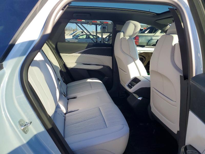 Снимка 11 от търг – 2025 CADILLAC LYRIQ SPOR с VIN 1GYKPURL5SZ310548