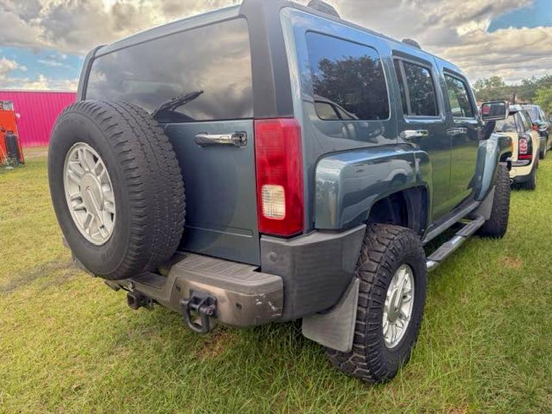 Photo 3 from auction – 2007 HUMMER H3 with VIN 5GTDN13E178184465