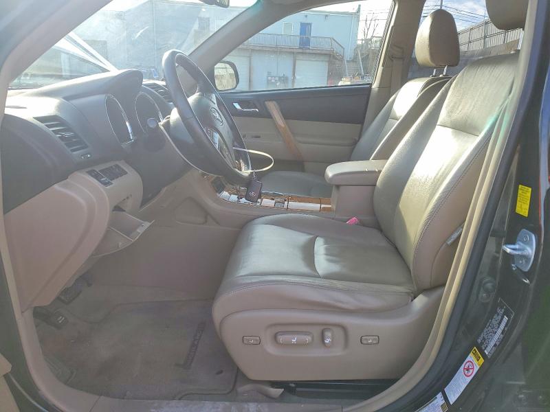 Photo 7 from auction – 2010 TOYOTA HIGHLANDER with VIN JTEJW3EH8A2038225