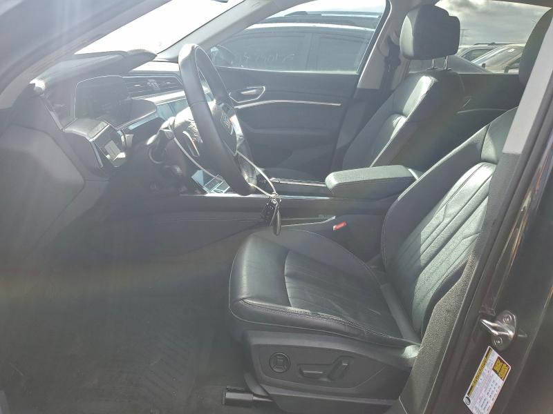 Photo 7 from auction – 2022 AUDI E-TRON PRE with VIN WA1AAAGE5NB032778