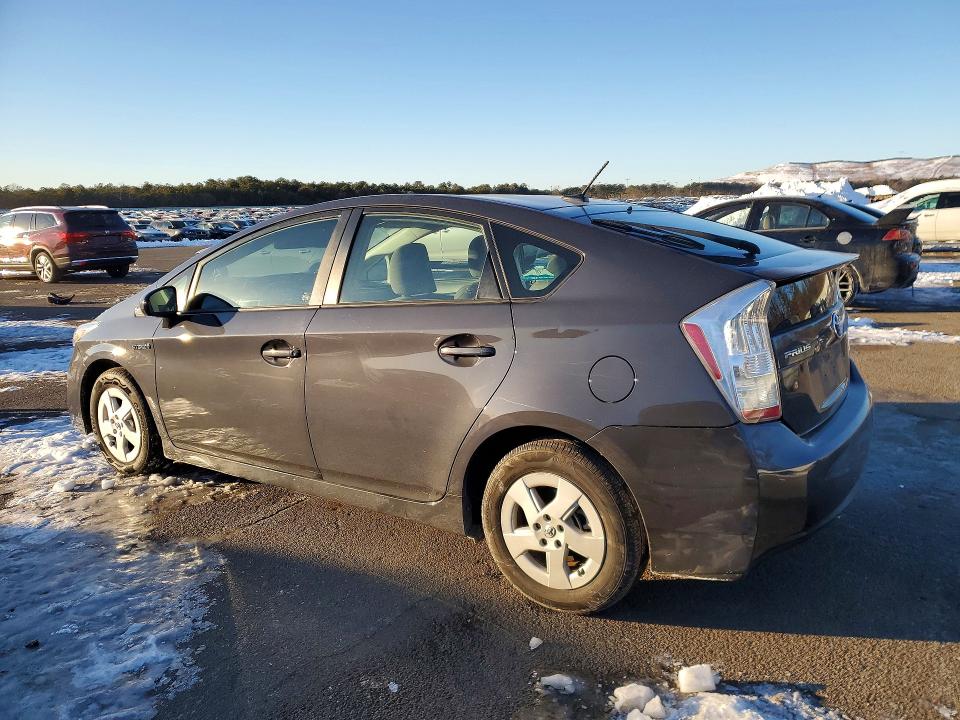 Photo 2 from auction – 2010 TOYOTA PRIUS with VIN JTDKN3DU5A0118393