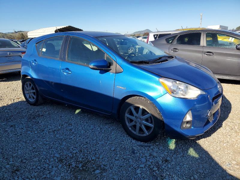 Photo 4 from auction – 2013 TOYOTA PRIUS C with VIN JTDKDTB31D1052212