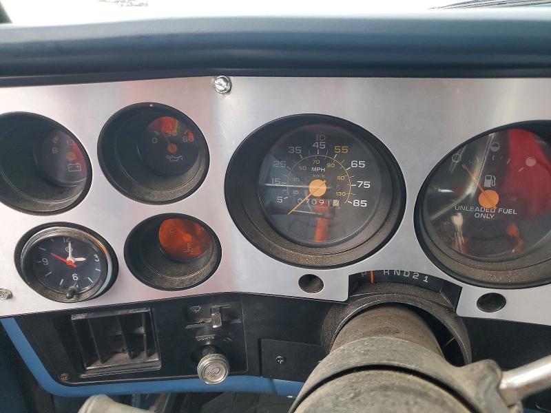 Photo 9 from auction – 1983 CHEVROLET K10 with VIN 2GCEK14HXD1137303
