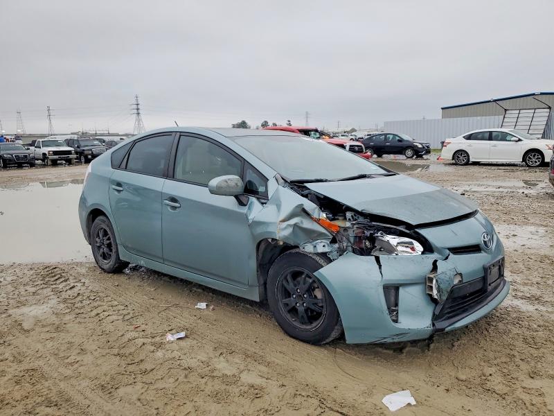 Photo 4 from auction – 2013 TOYOTA PRIUS with VIN JTDKN3DU8D1677077