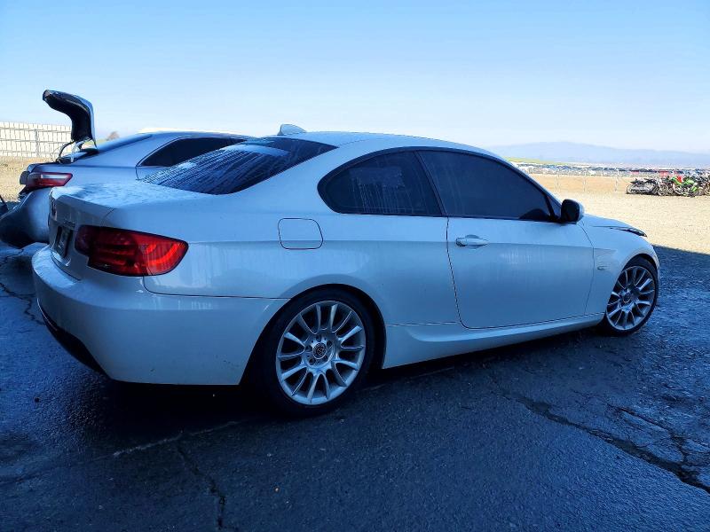 Photo 3 from auction – 2012 BMW 328 with VIN WBAKE5C55CE755583