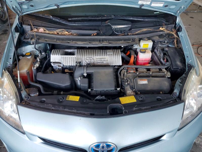Photo 11 from auction – 2013 TOYOTA PRIUS with VIN JTDKN3DU5D1677957