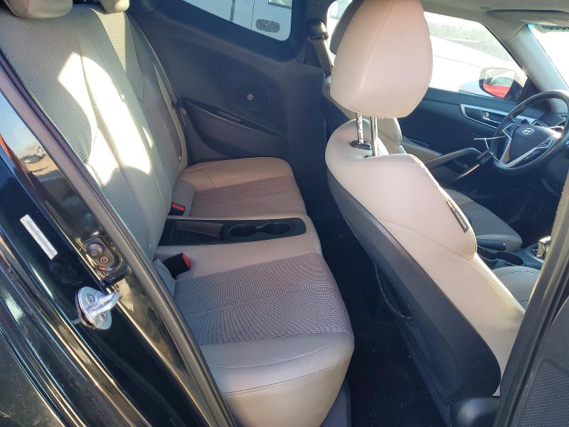 Photo 10 from auction – 2013 HYUNDAI VELOSTER with VIN KMHTC6AD0DU120951