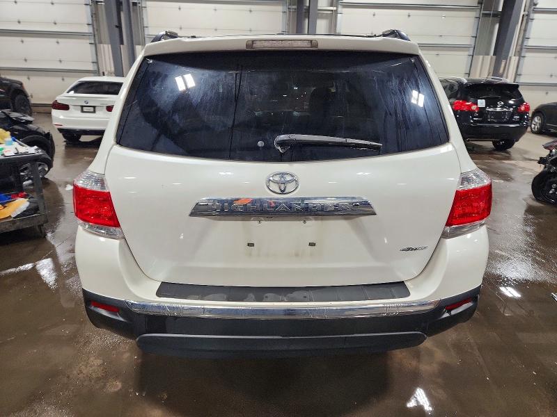 Photo 6 from auction – 2012 TOYOTA HIGHLANDER with VIN 5TDBK3EH8CS127342