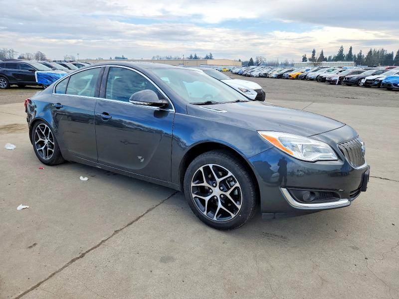 Photo 4 from auction – 2017 BUICK REGAL SPOR with VIN 2G4GL5EX5H9189590