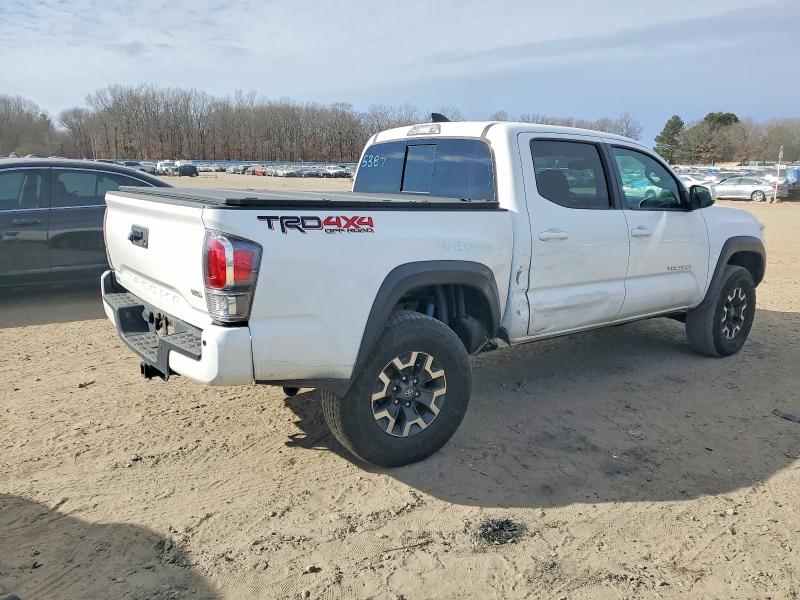 Photo 3 from auction – 2023 TOYOTA TACOMA with VIN 3TMCZ5AN5PM600045